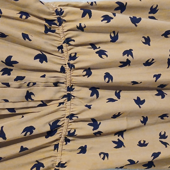 Old Navy woman's bird dress M - Picture 2 of 5